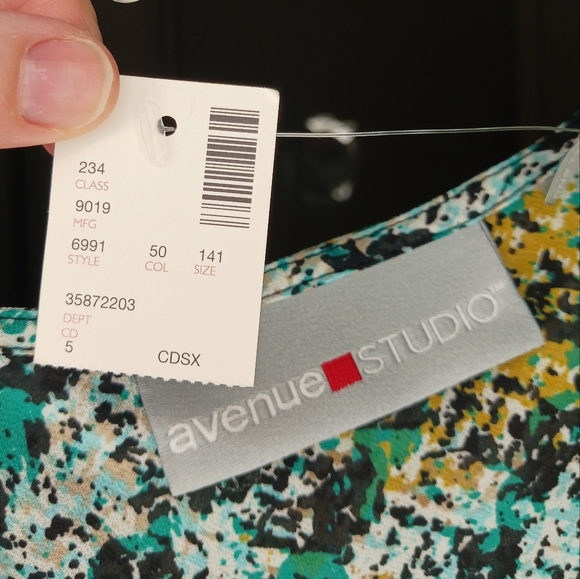 NWT Avenue Studio Green/Black Tank Top Size (14/16) Size 1X - Picture 5 of 5